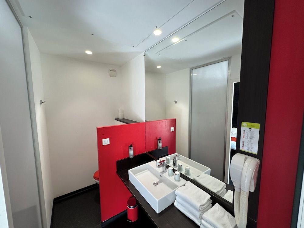 Hôtel Gardénia Triple Room 5