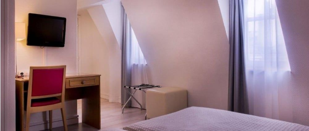 Hotel Le Compostelle Twin Room 11