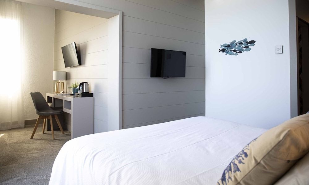 Hôtel Port Marine - Sète Junior Suite, Partial Sea View 3