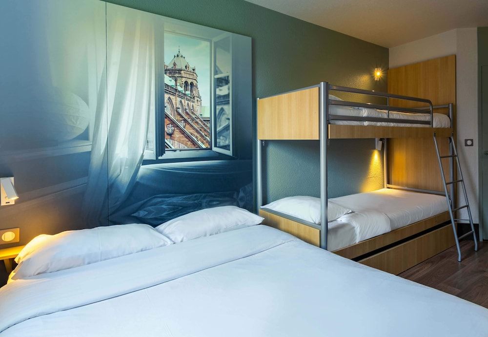 B&B HOTEL Strasbourg Nord Artisans Quadruple Room, Non Smoking 3