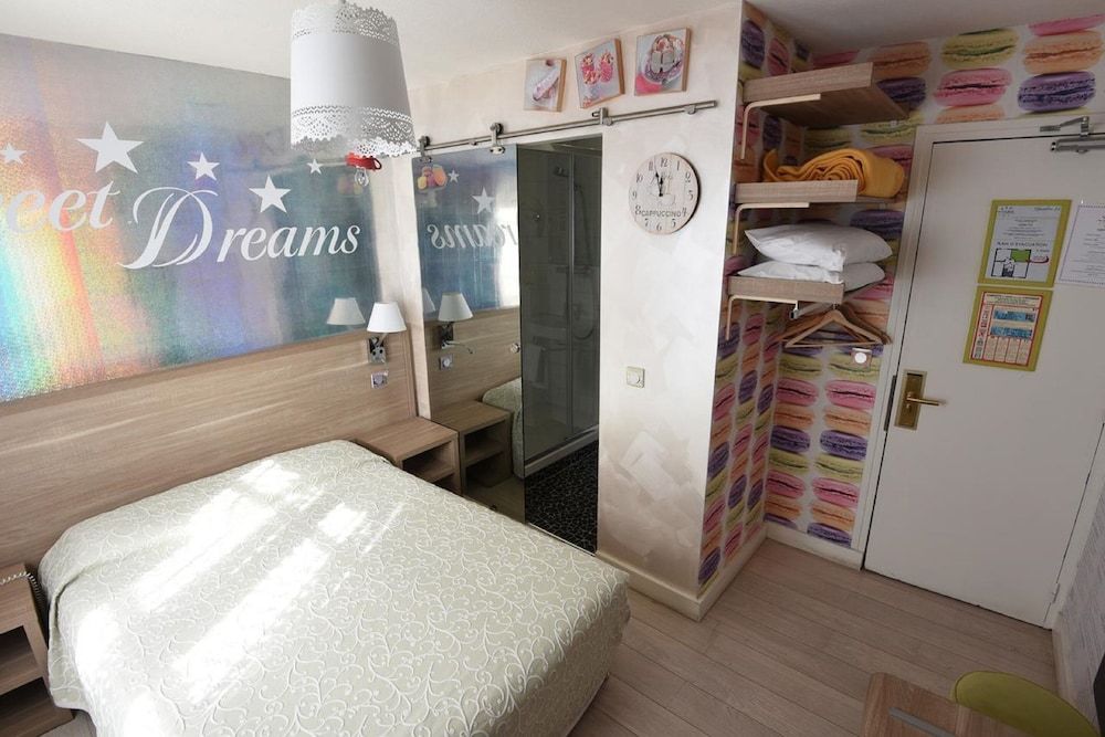 Hotel Amélie Double Room 3