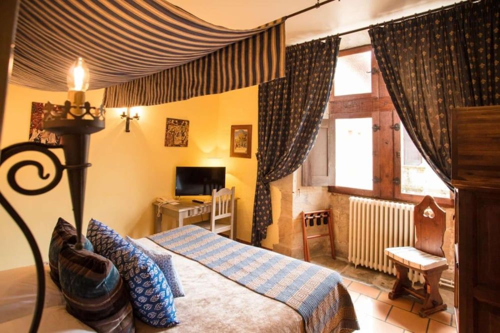 Standard Room, 1 Queen Bed, Non Smoking