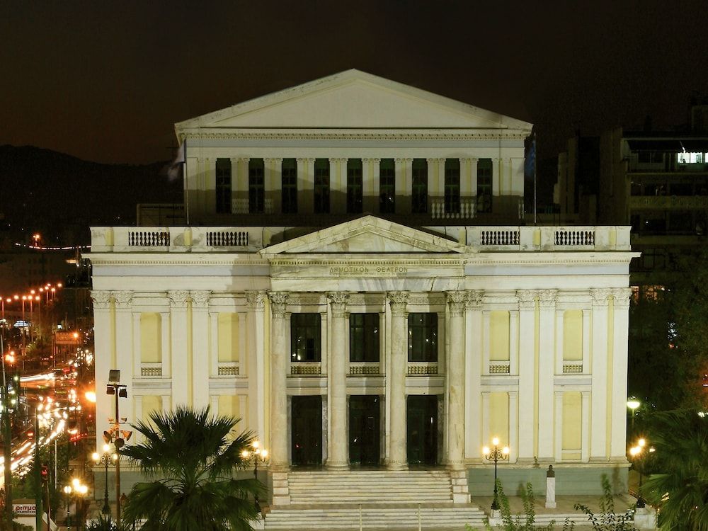 undefined Savoy Hotel 6