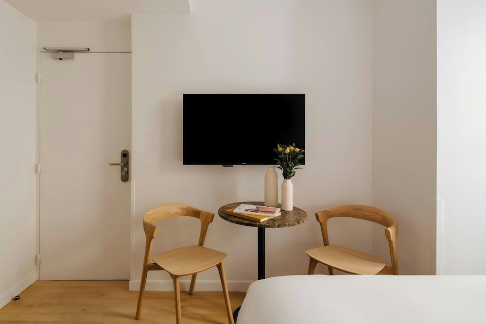 Quintinie Hotel 15eme arrondissement, Sonder by Marriott Bonvoy Studio, 1 Double Bed, Ground Floor 5