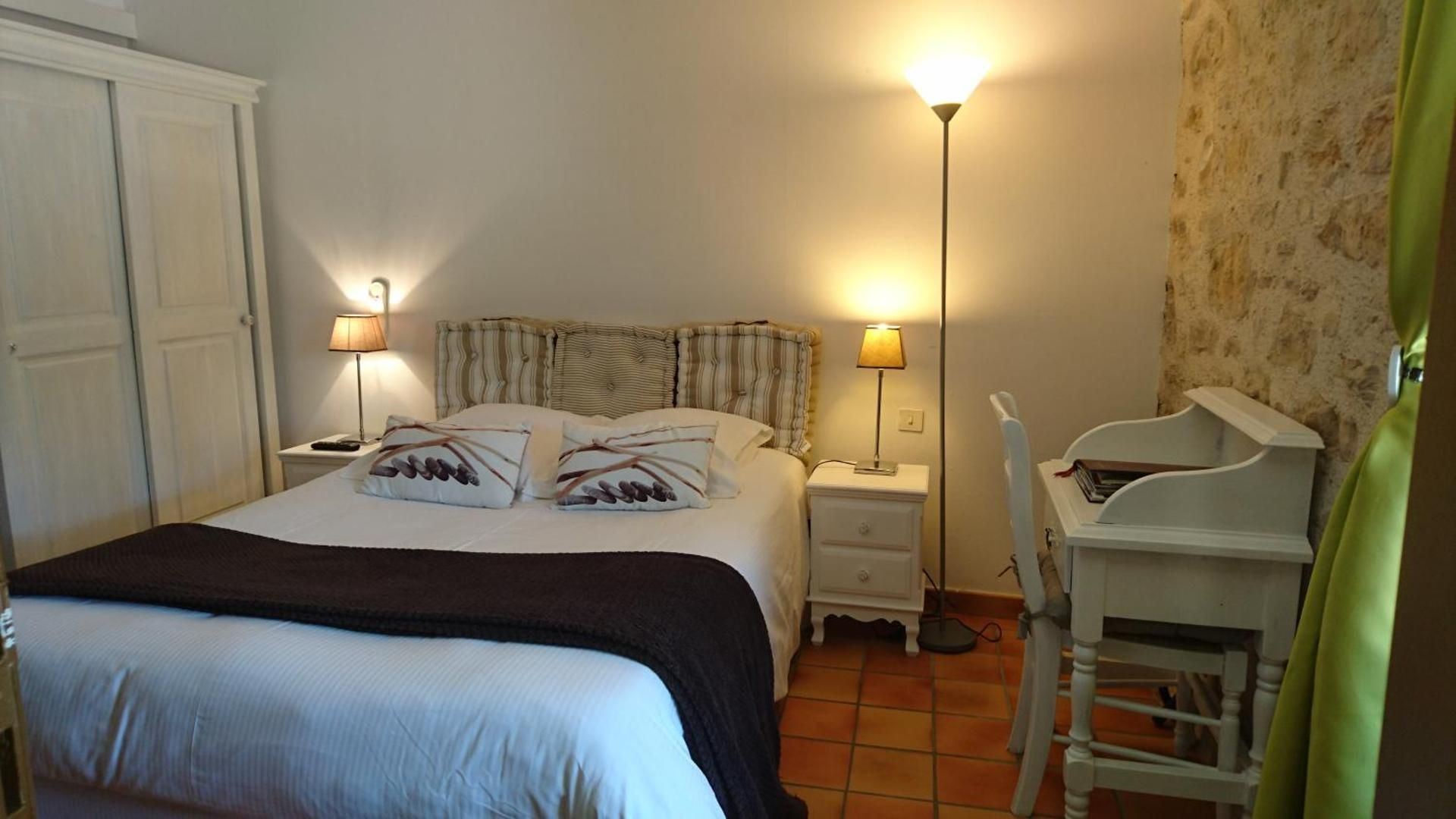 Interconnecting Rooms