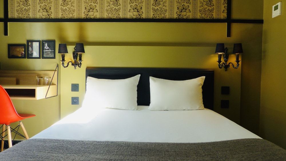 Hôtel Noir Double Room 8