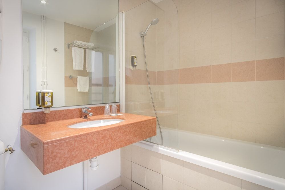 Hotel Arcadie Montparnasse Standard Double Room 3