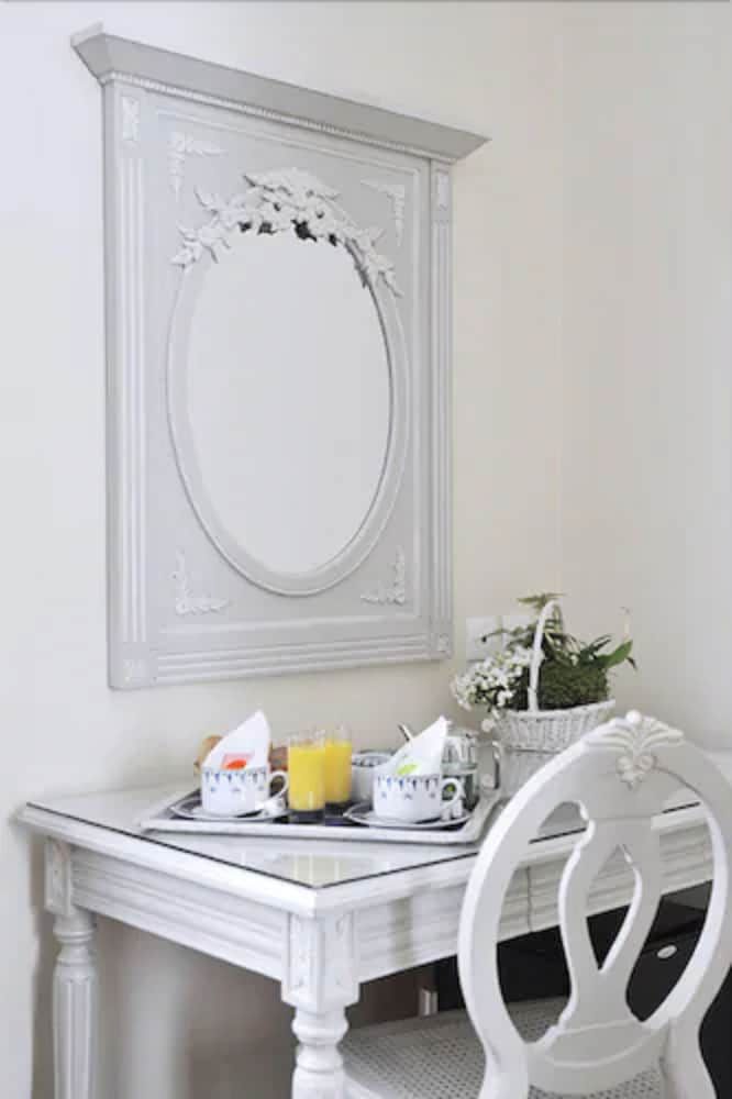 Hotel Arcadie Montparnasse Standard Double Room 5