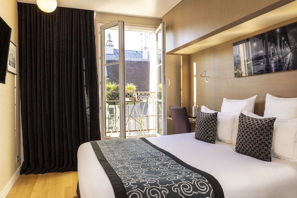 Hotel Pas De Calais Superior Double Room 13