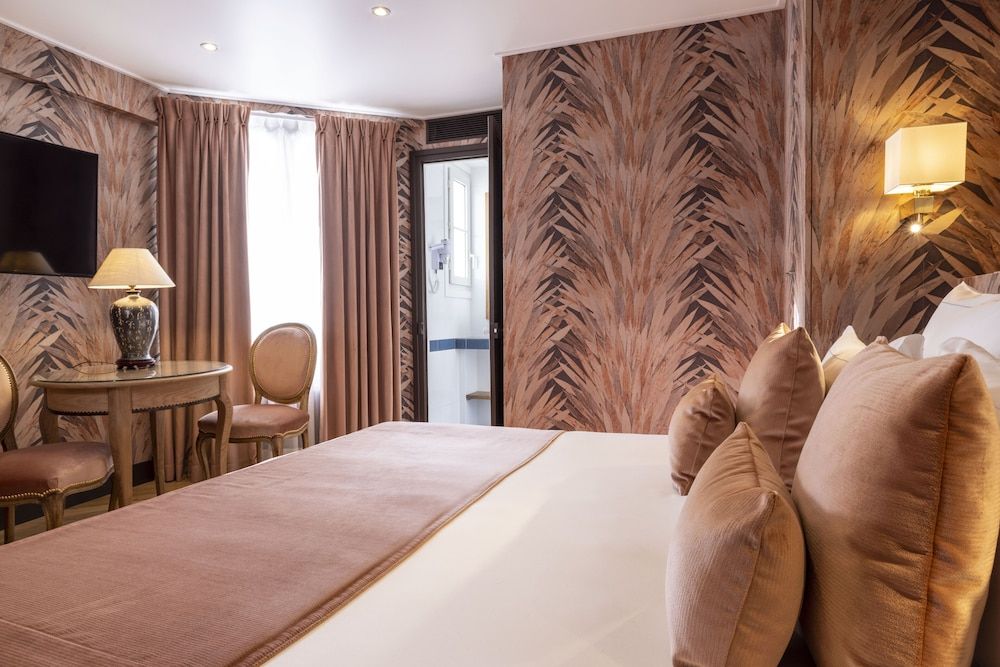 Hotel Pas De Calais Superior Double Room 17