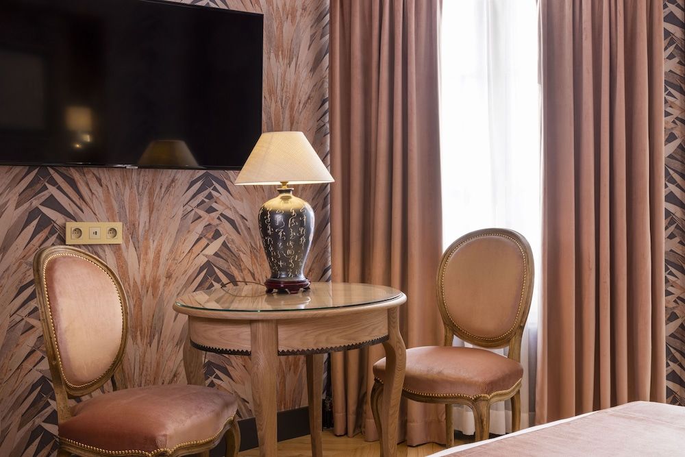 Hotel Pas De Calais Superior Double Room 29