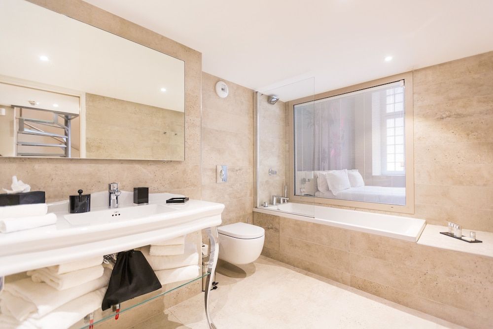 Palais Saleya Boutique Hôtel Deluxe Suite 4