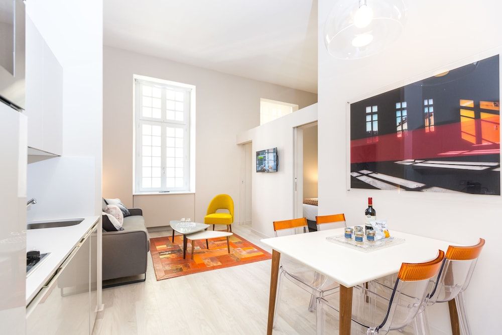 Palais Saleya Boutique Hôtel Deluxe Suite 7