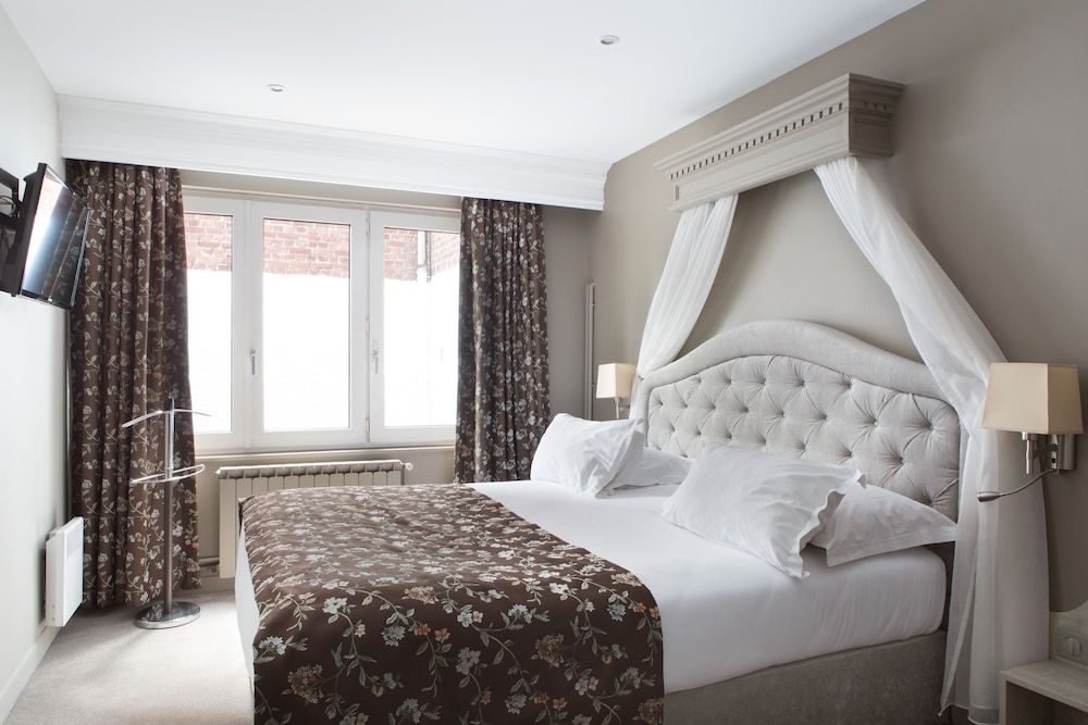 La Terrasse Standard Room 2