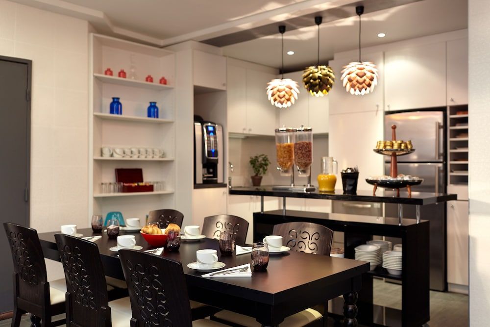 undefined Hôtel Miramar 3