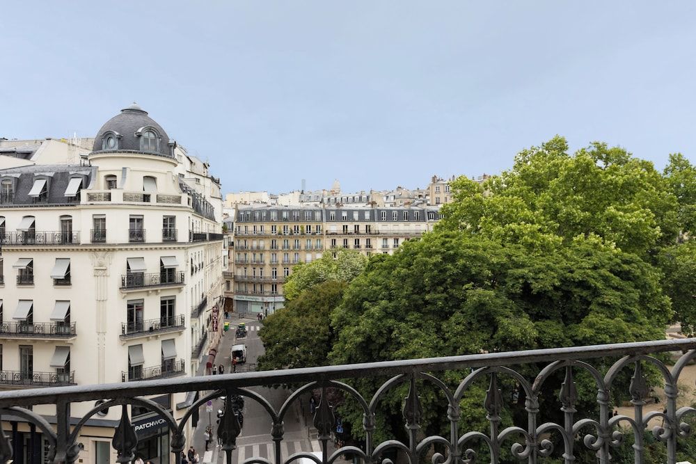 undefined Hôtel Opera Lafayette 8