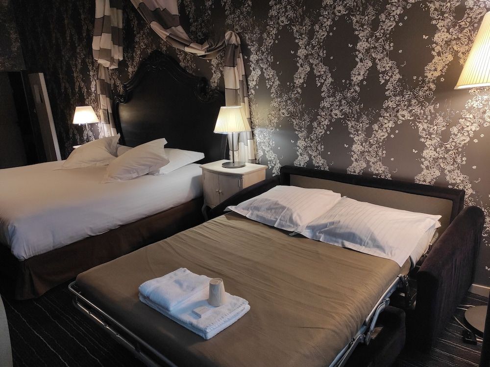 Hôtel de Paris Family Quadruple Room