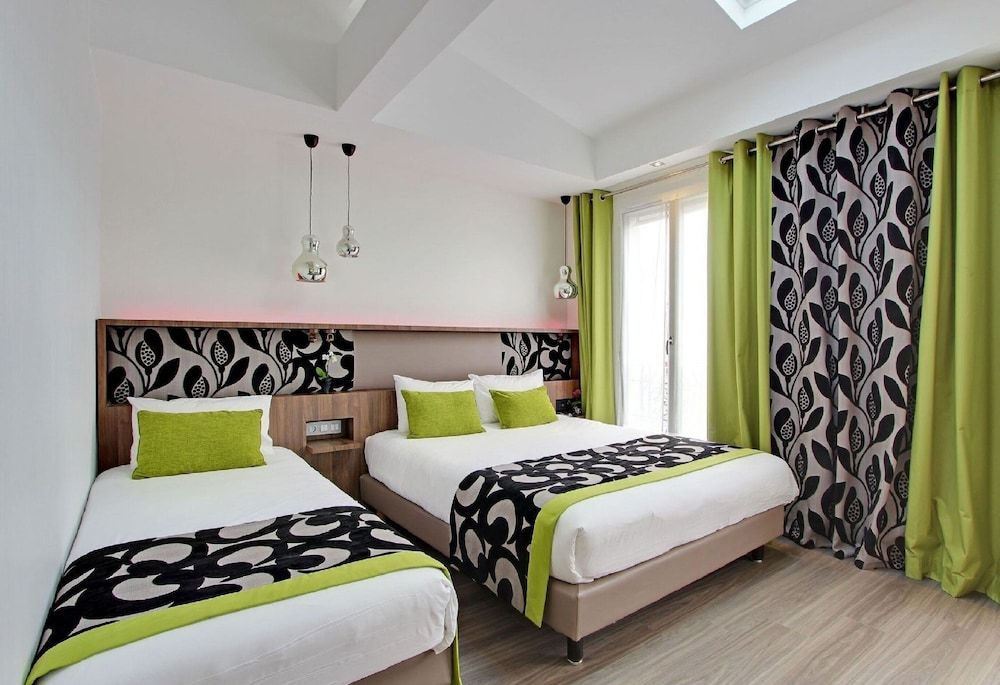 undefined Hotel Alhambra 4