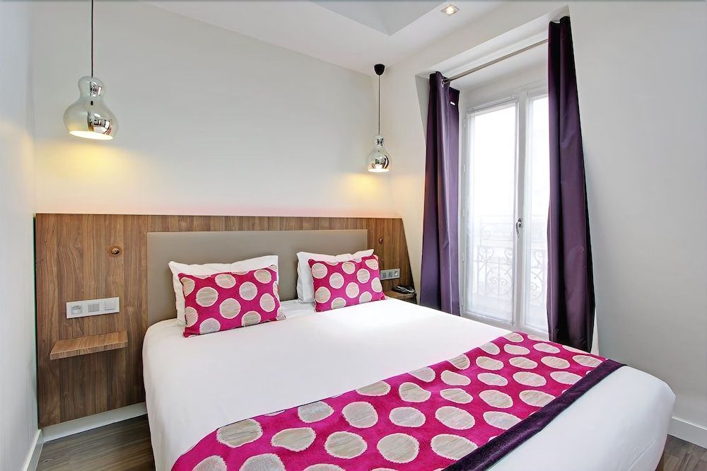 Hotel Alhambra Superior Double Room 3