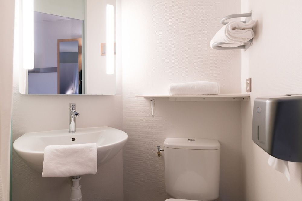 B&B HOTEL Avignon (2) Double Room, Non Smoking 6