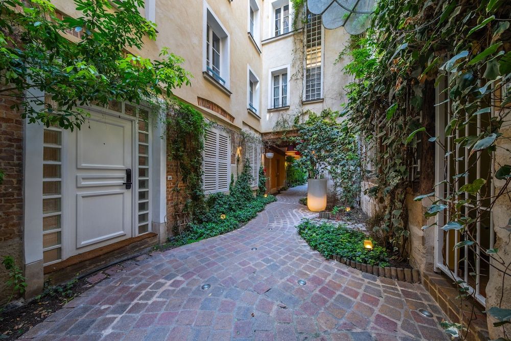 undefined Les Patios du Marais 8