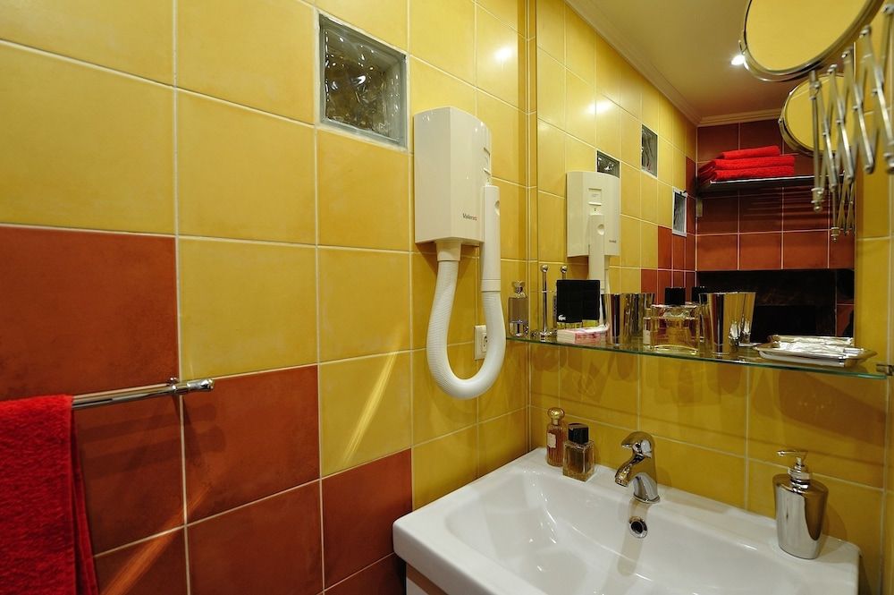 Les Patios du Marais Studio (Colorado) 3