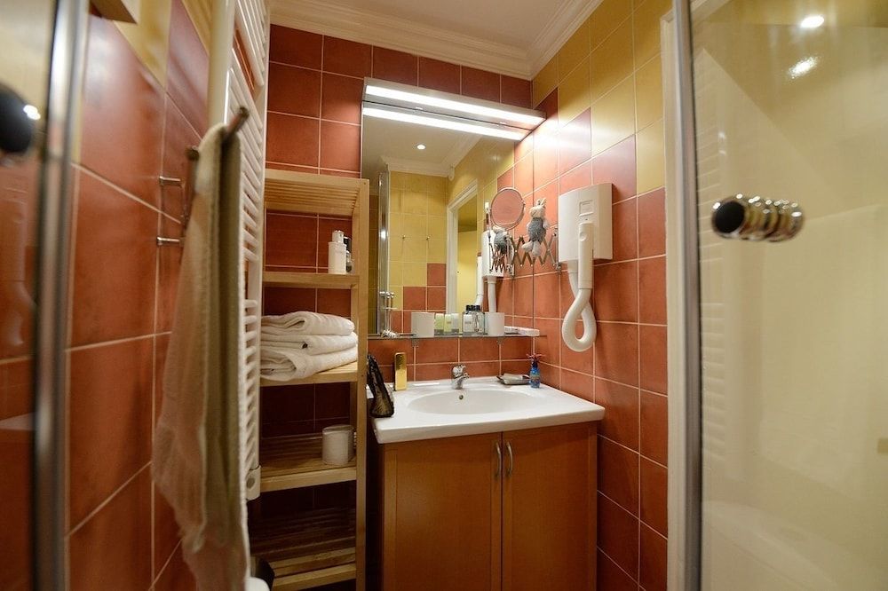 Les Patios du Marais Studio (Taste of India) 4