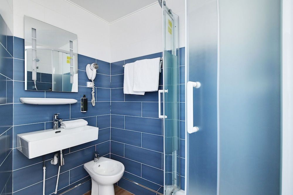 Hotel Altona Double Room 7