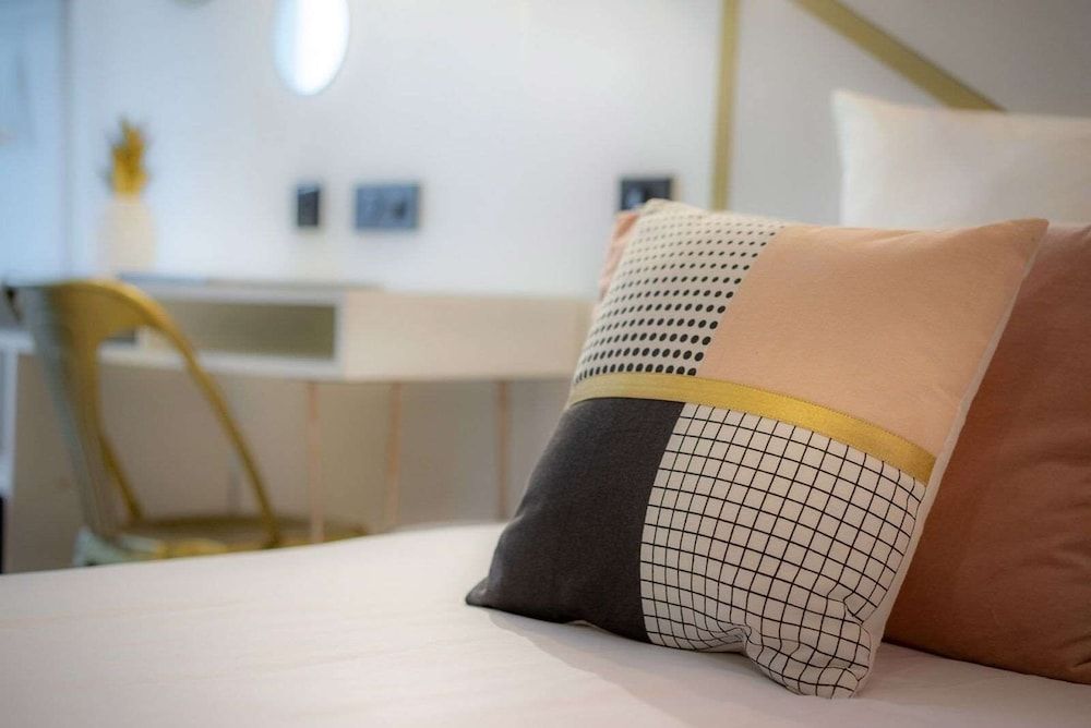 Hotel Royal Opera Double Room 3