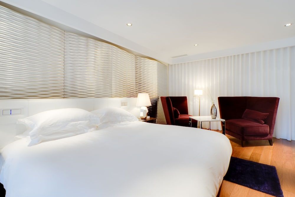 Maison Pic Superior Room 2