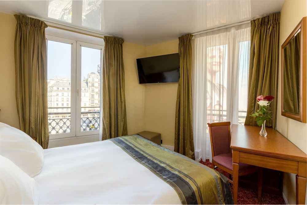 undefined Hotel Berkeley 8