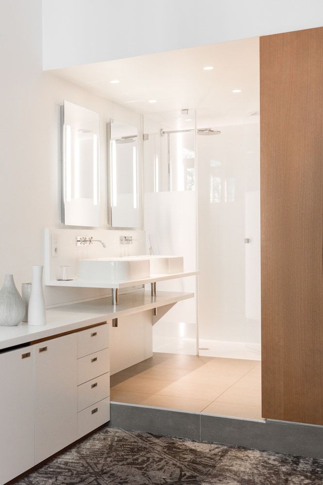 C2 hôtel Deluxe Room, Free spa access 4