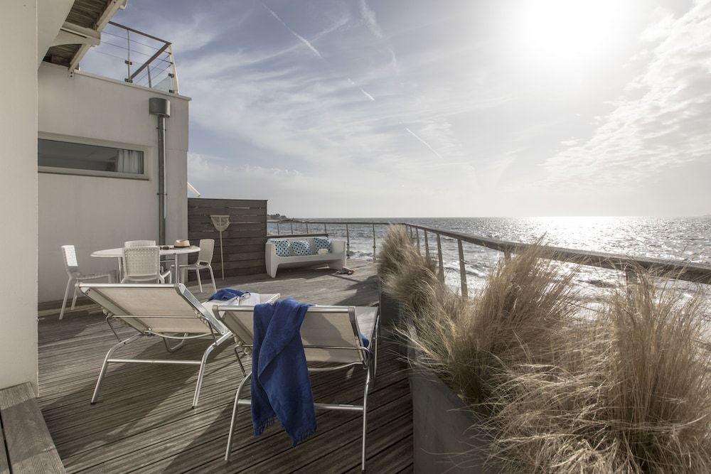 Les Sables Blancs Family Room, Terrace, Sea View 4