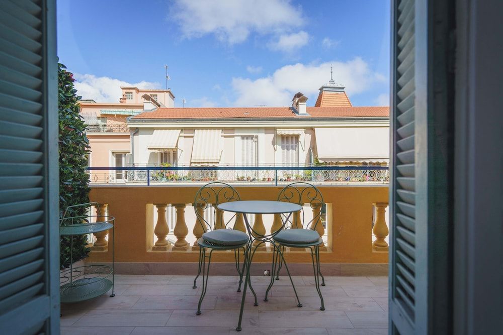 Gounod Hotel Junior Double or Twin Room, 1 Bedroom 21