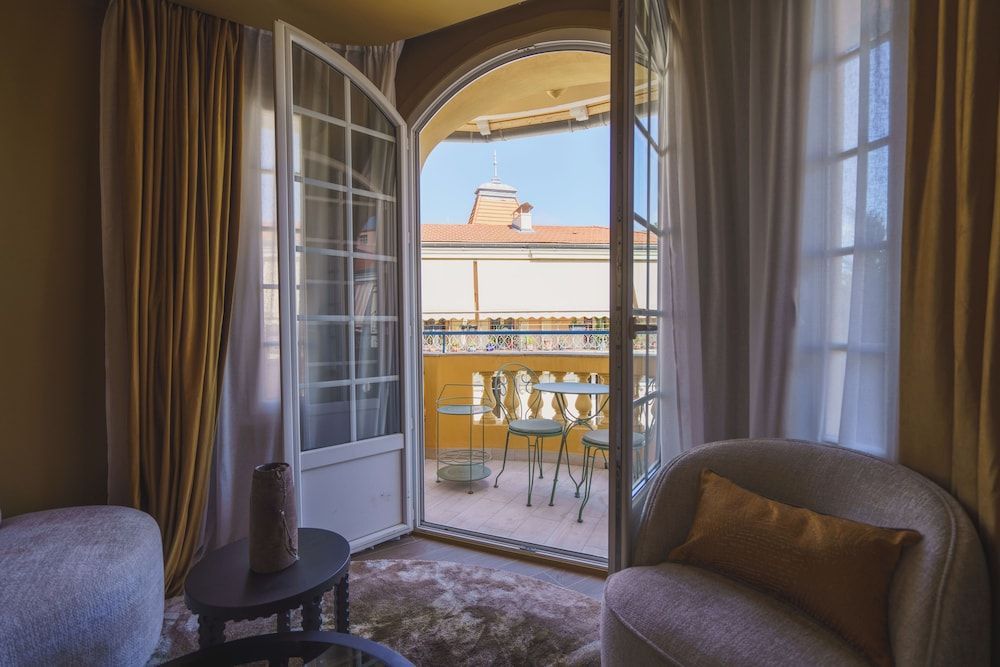 Gounod Hotel Junior Double or Twin Room, 1 Bedroom 19