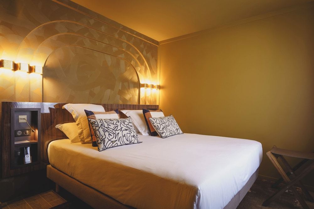 Gounod Hotel Junior Double or Twin Room, 1 Bedroom 5