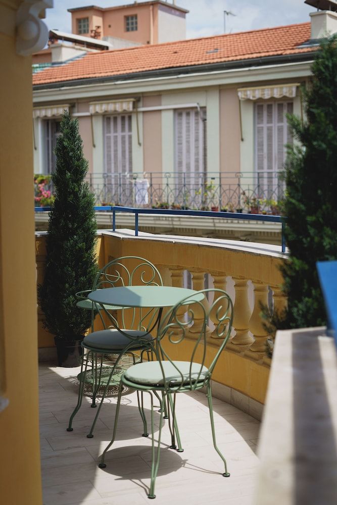 Gounod Hotel Junior Double or Twin Room, 1 Bedroom 20
