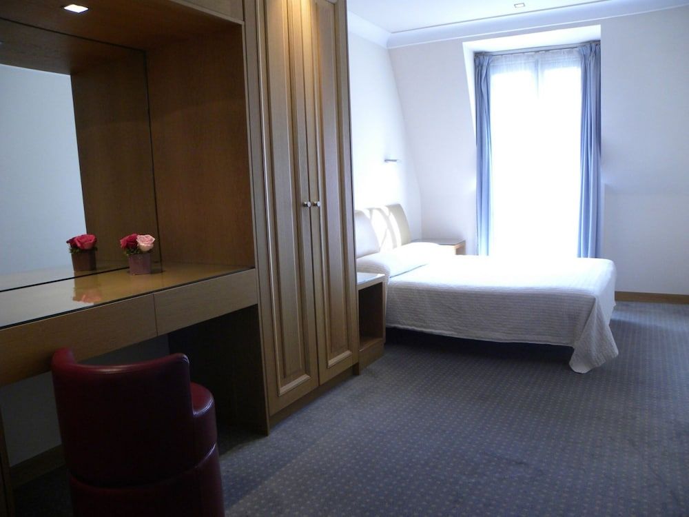 Hotel du Vieux Marais Comfort Double Room 8