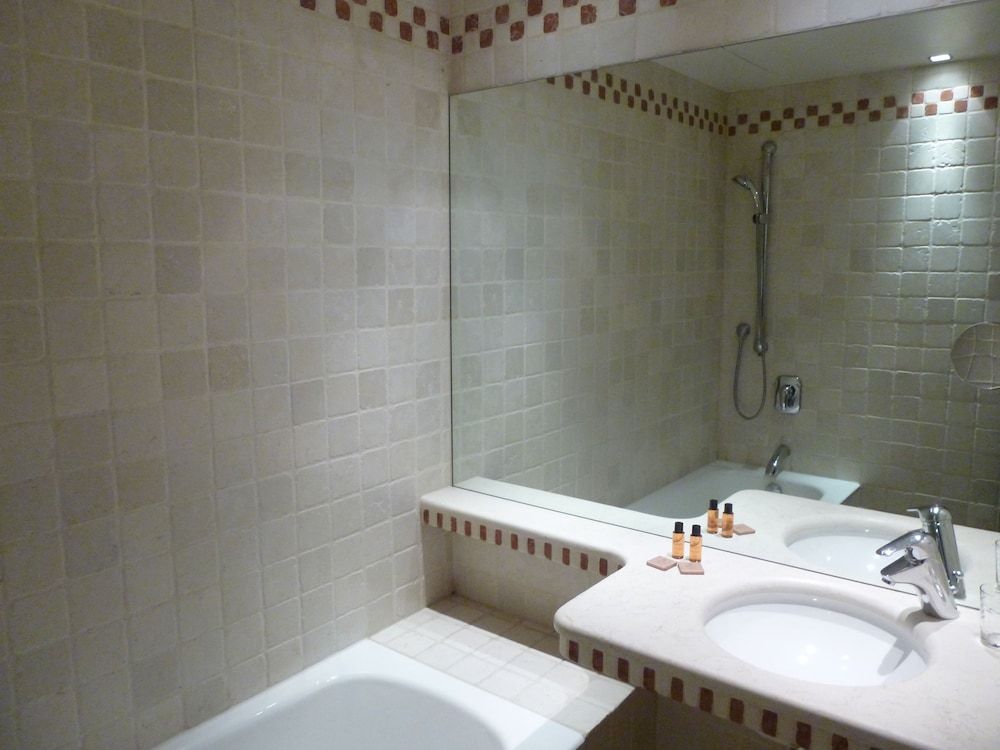 undefined Hotel du Vieux Marais 10