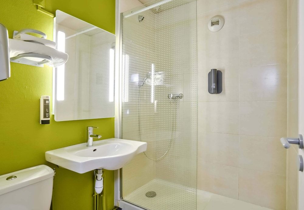 B&B HOTEL Herblay Twin Room, Non Smoking 7