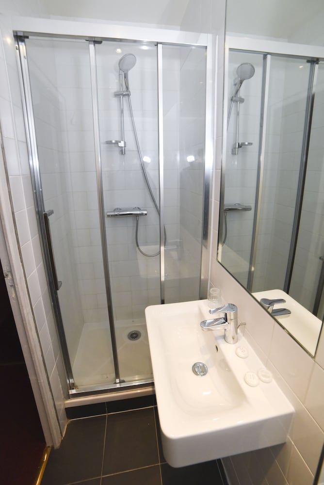 undefined Sully Hôtel 10