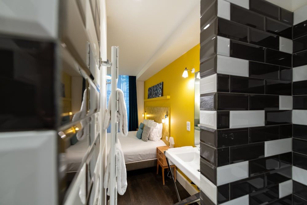 1er Etage Marais Superior Double Room 16