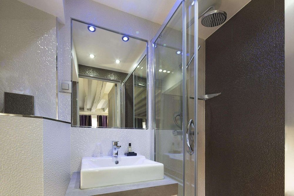 undefined Hotel Jacques de Molay 8