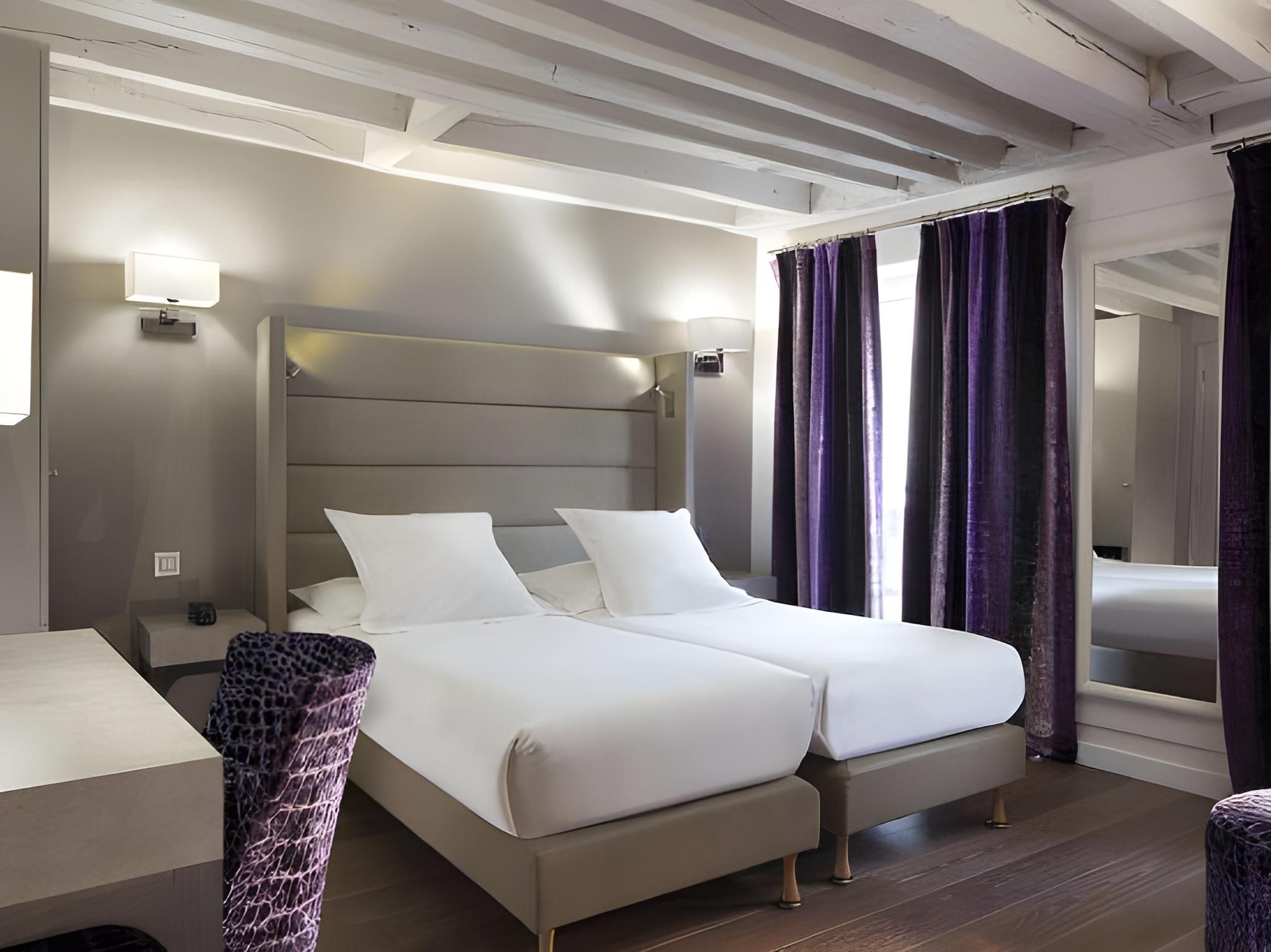 undefined Hotel Jacques de Molay 10