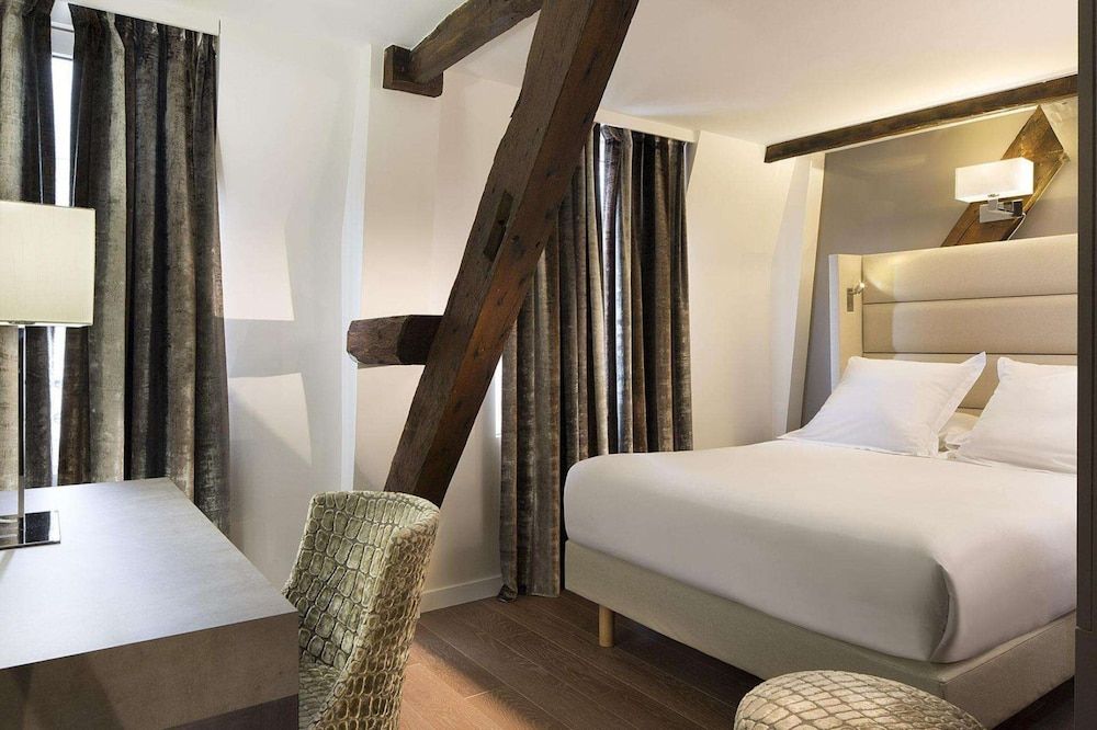 undefined Hotel Jacques de Molay 4