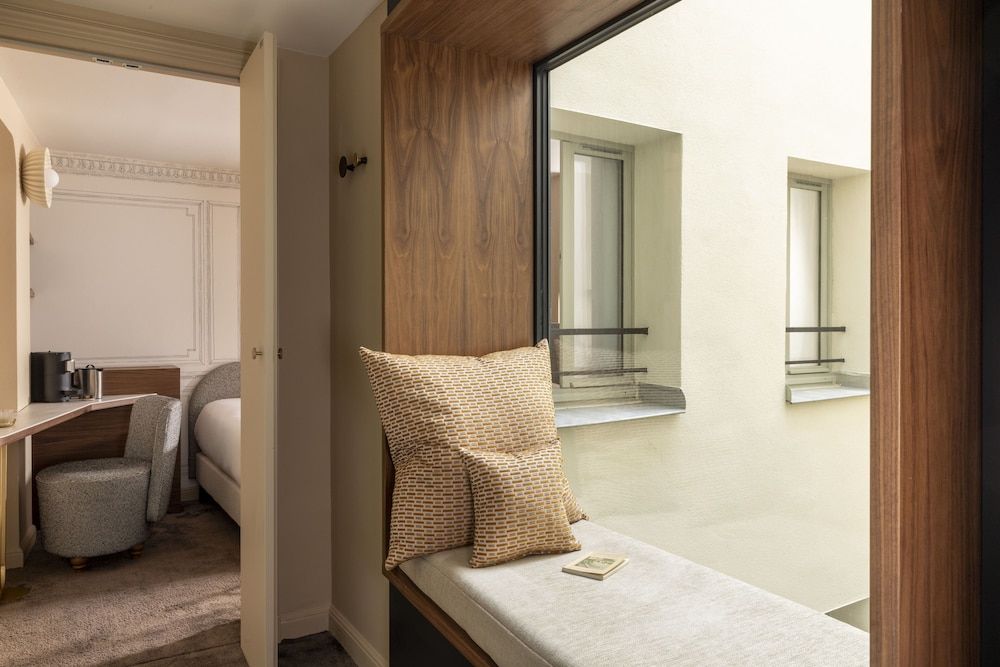 Hôtel L de Lutèce - Notre-Dame Classic Room 5