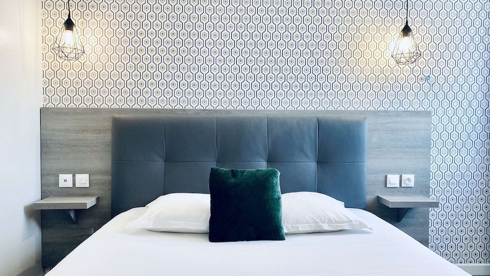 Sure Hotel by Best Western Rouvignies Valenciennes Standard Room, 1 Queen Bed, Non Smoking