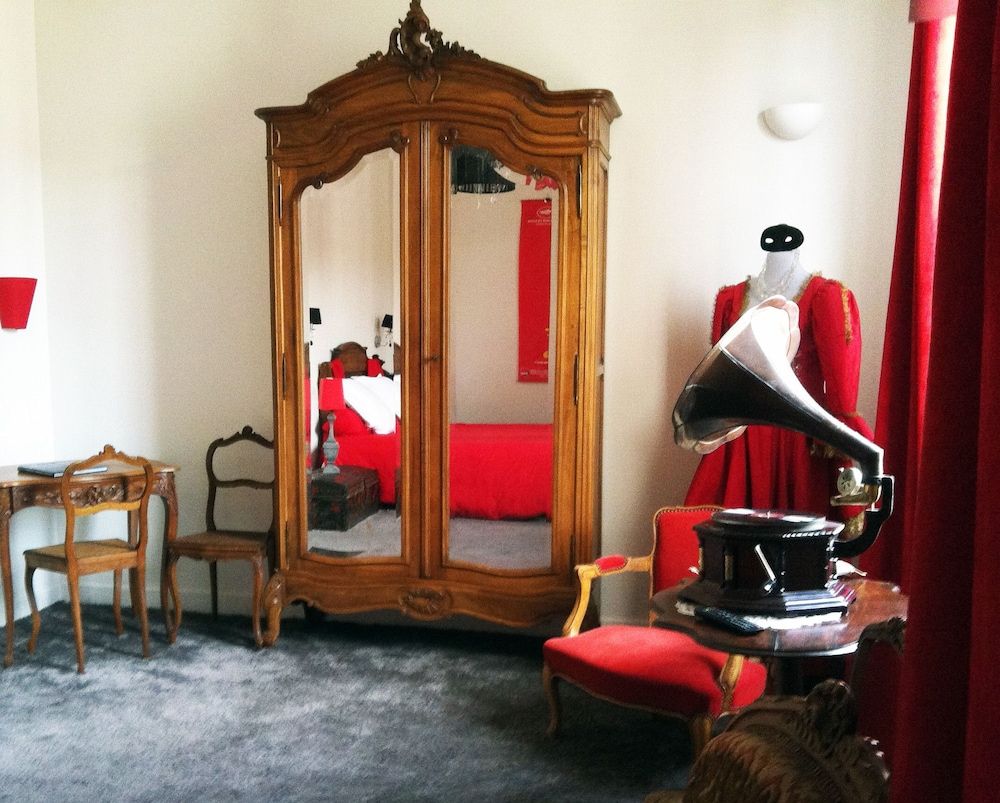 Auberge du Puits Superior Suite, 2 Bedrooms, Bathtub 2