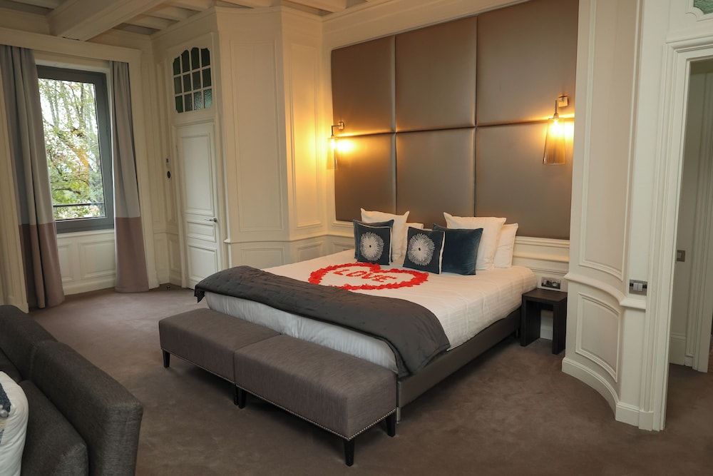 Junior Room
