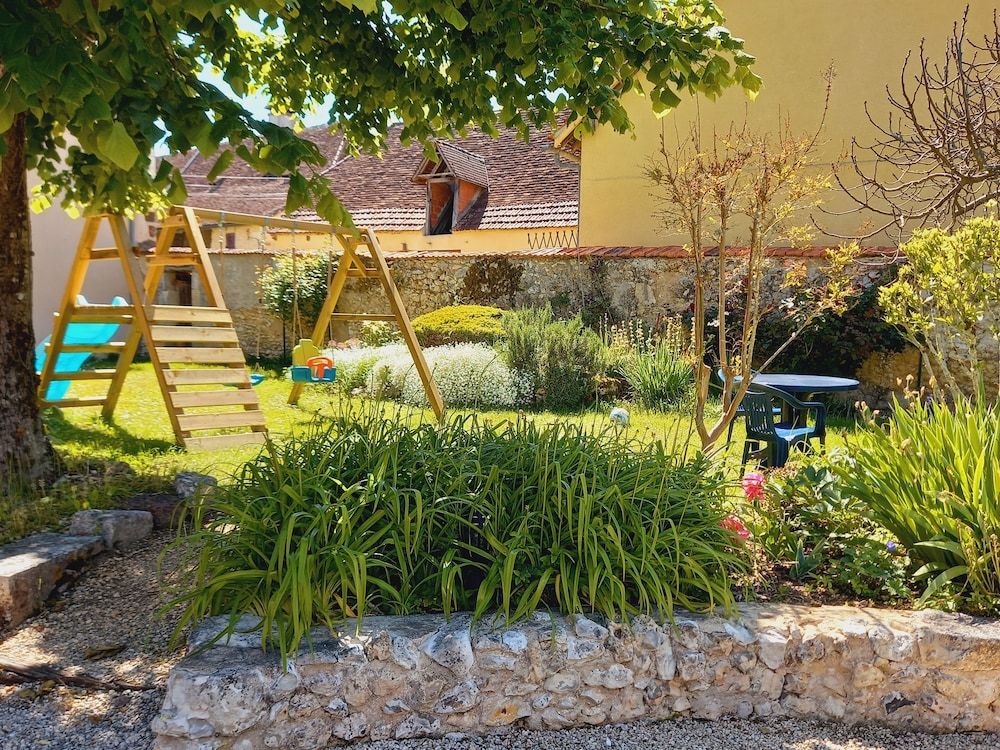 Children's Play Area